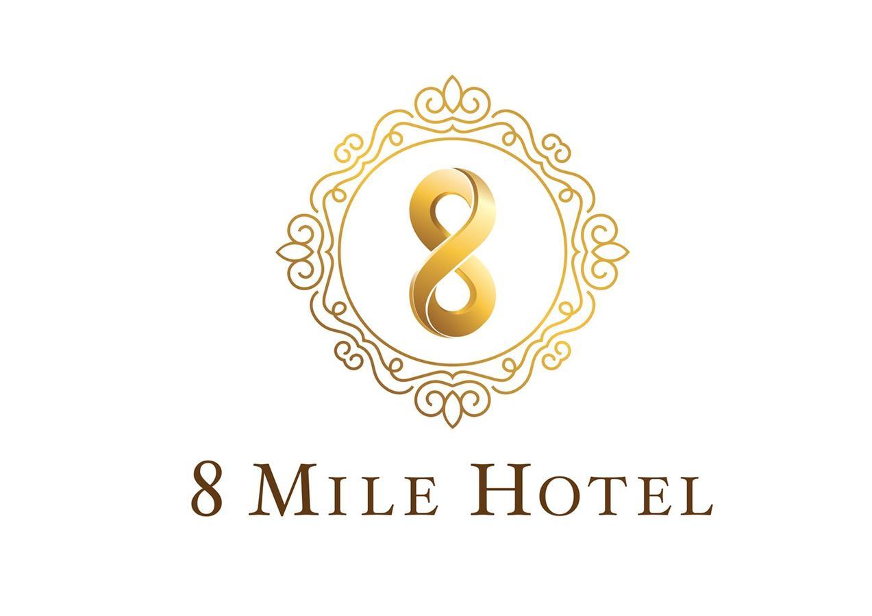 8 Mile Hotel Yangón Exterior foto